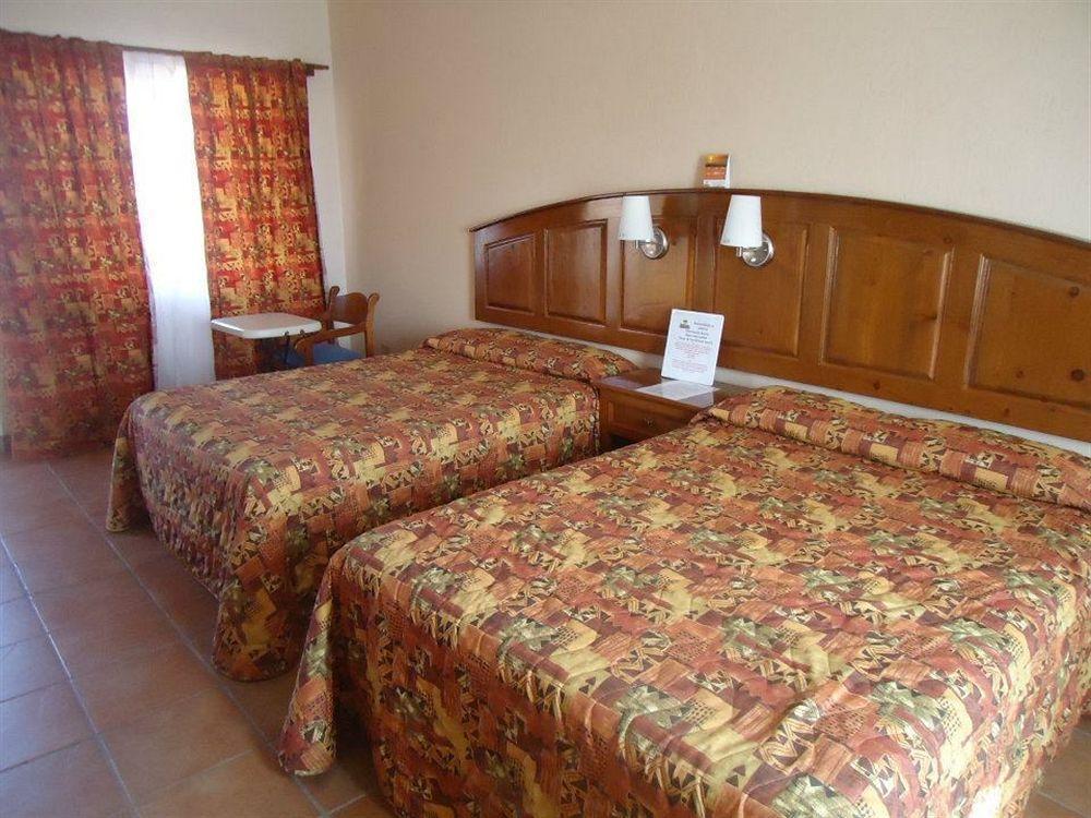 Hotel Angra Лорето Екстериор снимка